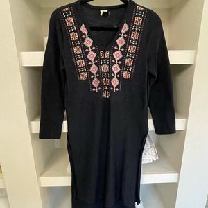 Dark navy super comfortable dress with pretty detailing